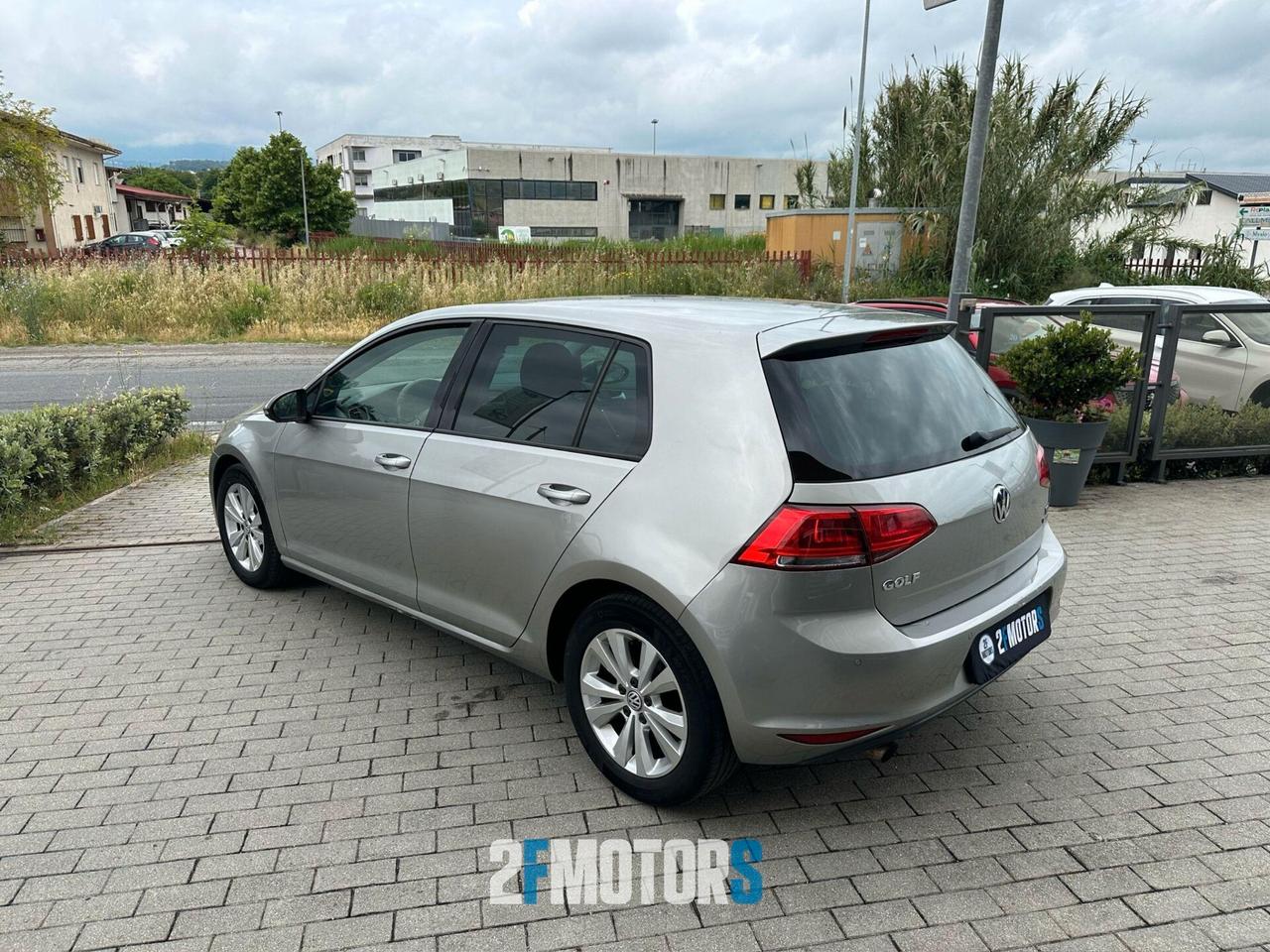Volkswagen Golf 1.6 TDI DPF 5p. Highline