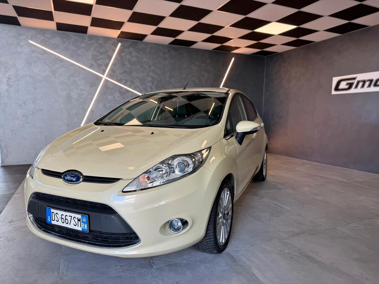 Ford Fiesta 1.2 82 CV 5 porte GPL