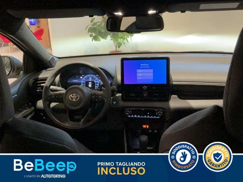 Toyota Yaris 1.5H 130 LOUNGE