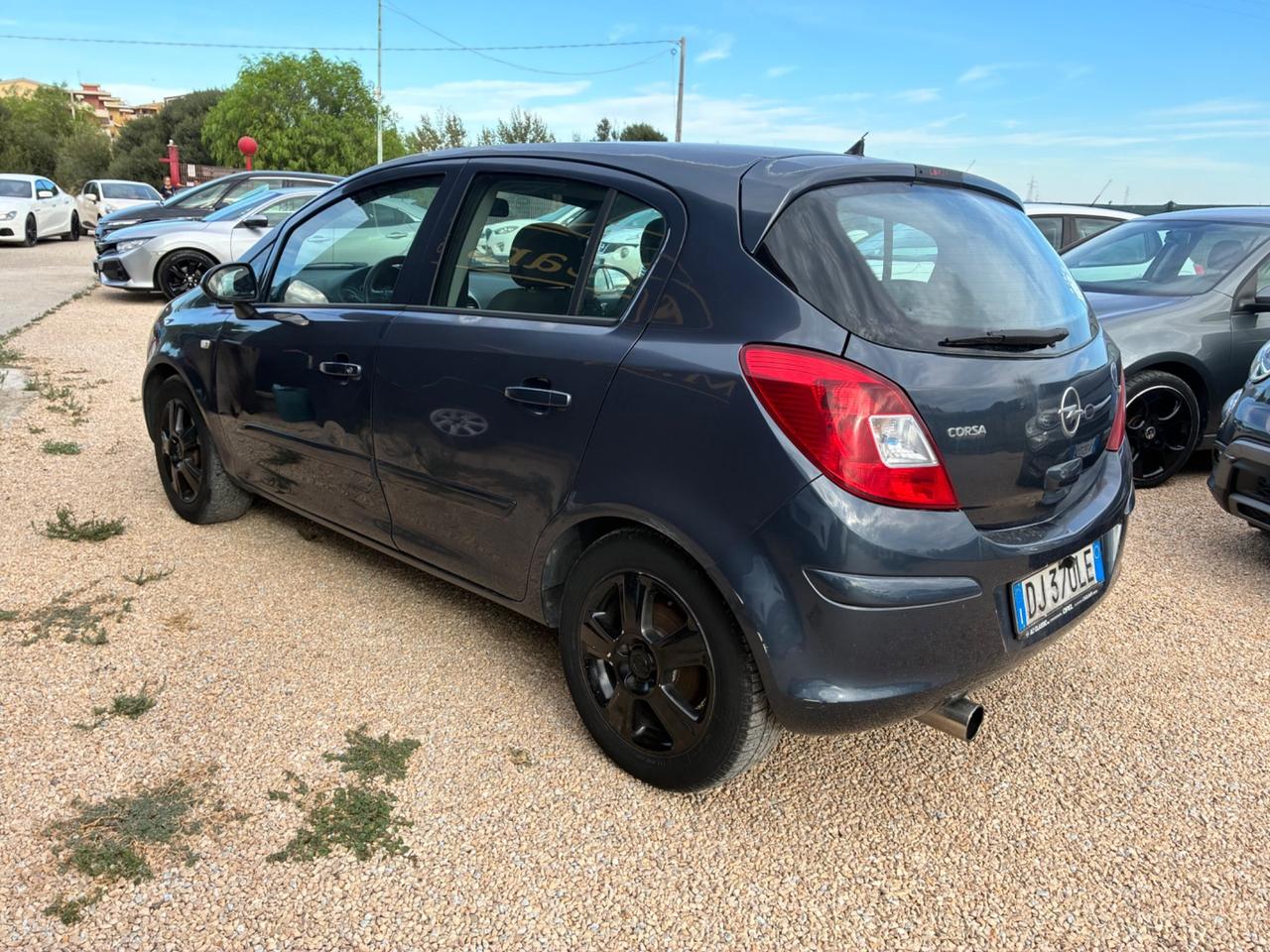 Opel Corsa 1.2 5 porte Cosmo