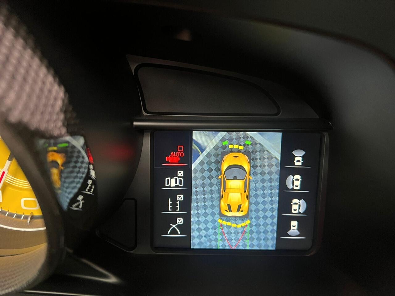 Ferrari F8 Spider 3.9 (333)