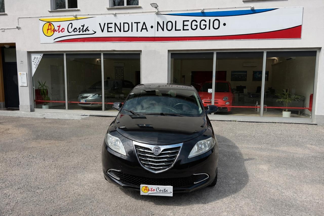 Lancia Ypsilon 1.2 69 CV 5 porte S&S Platinum