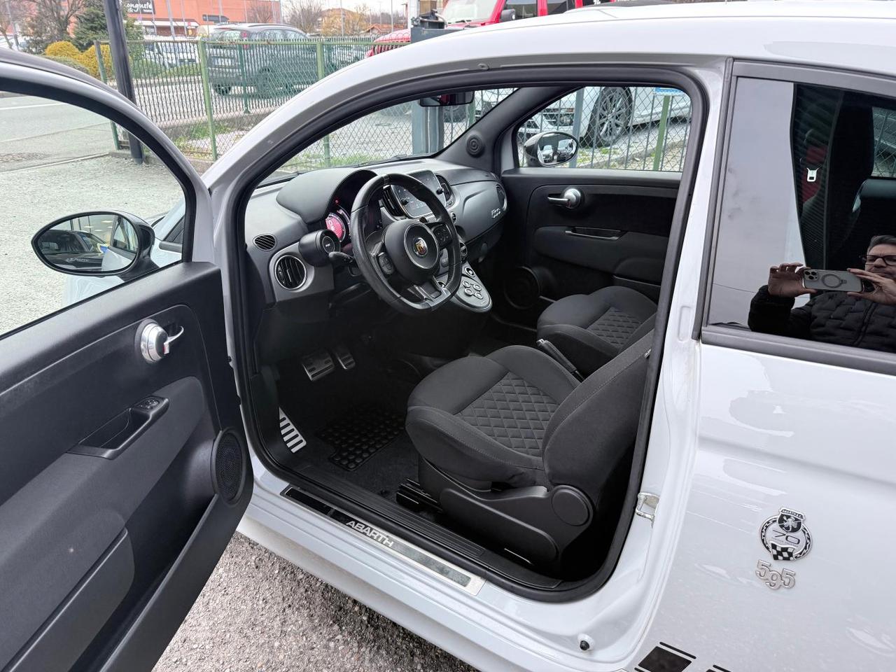 Abarth 595 1.4 t-jet Pista 165cv auto