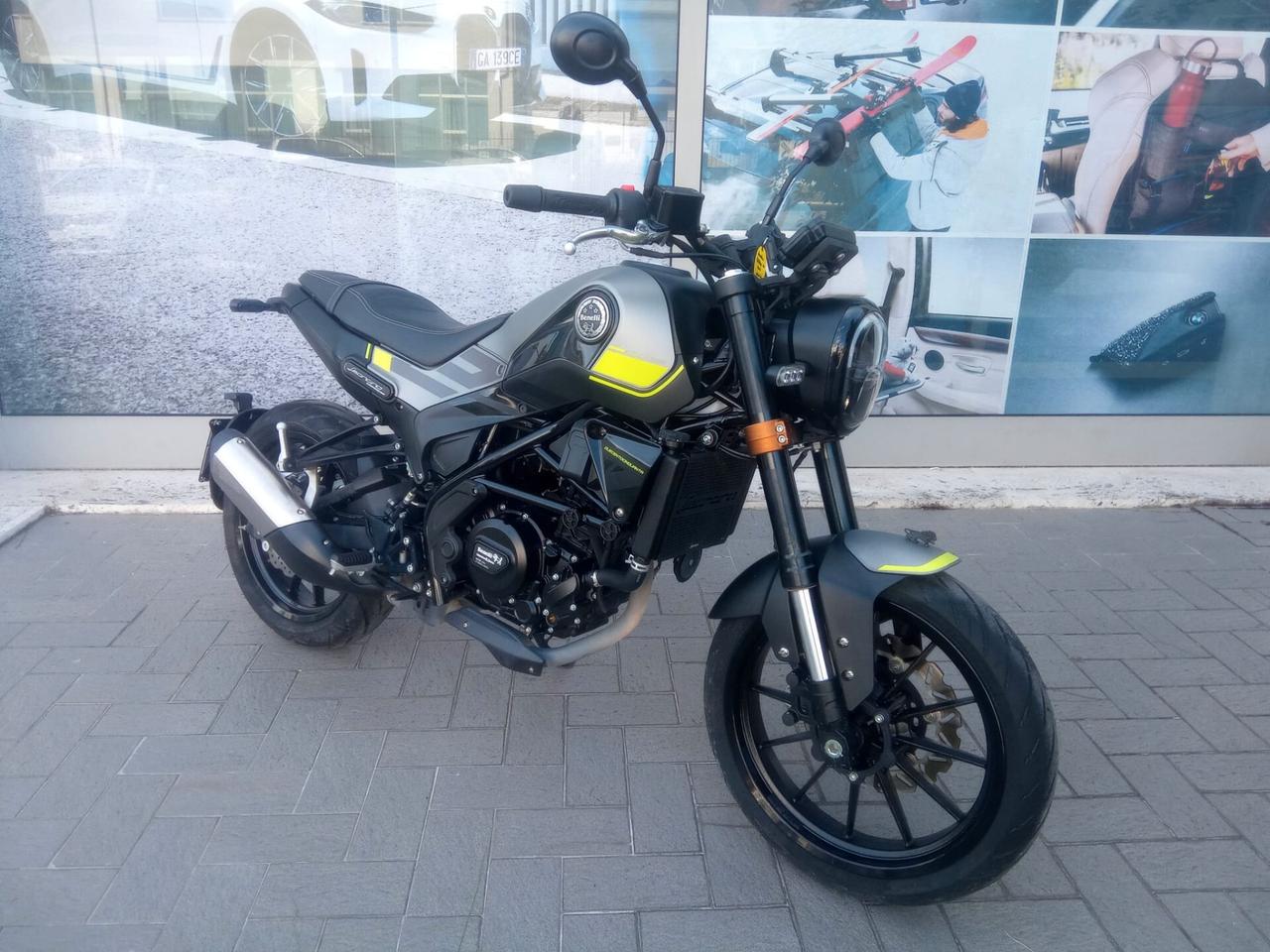 Benelli Leoncino 250 Abs