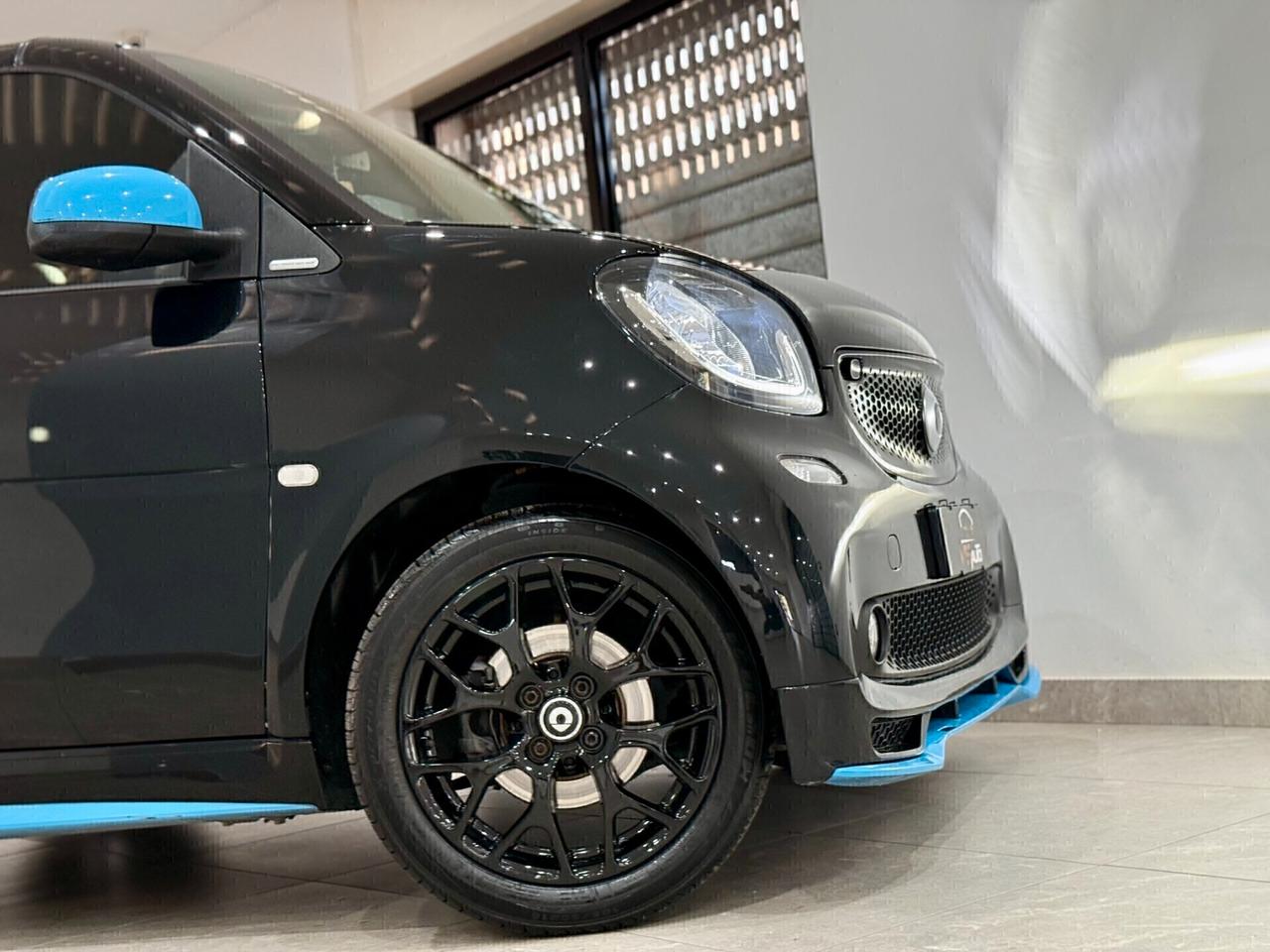 Smart ForTwo 70 1.0 twinamic cabrio BRABUS tailor made