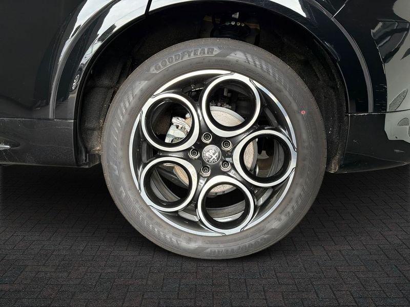 Alfa Romeo Tonale 1.6 Diesel 130cv TCT6 Sprint Van