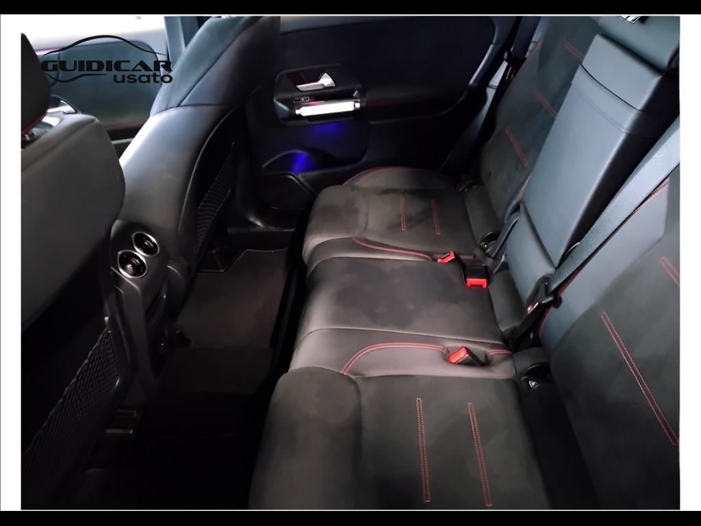 Mercedes-Benz GLB - X247 2019 - GLB 180 d Premium auto