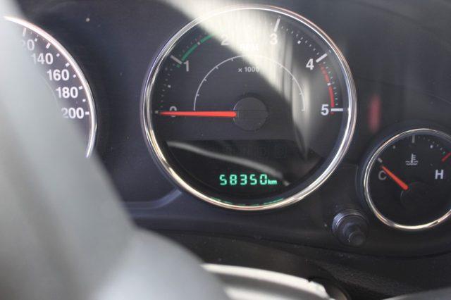 JEEP Wrangler Unlimited 2.8 CRD DPF Sahara Auto
