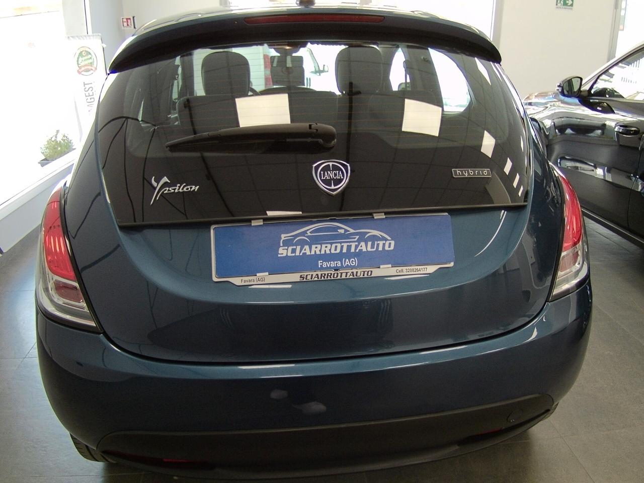 Lancia Ypsilon 1.0 FireFly 5 porte S&S BENZINA 2022 Silver