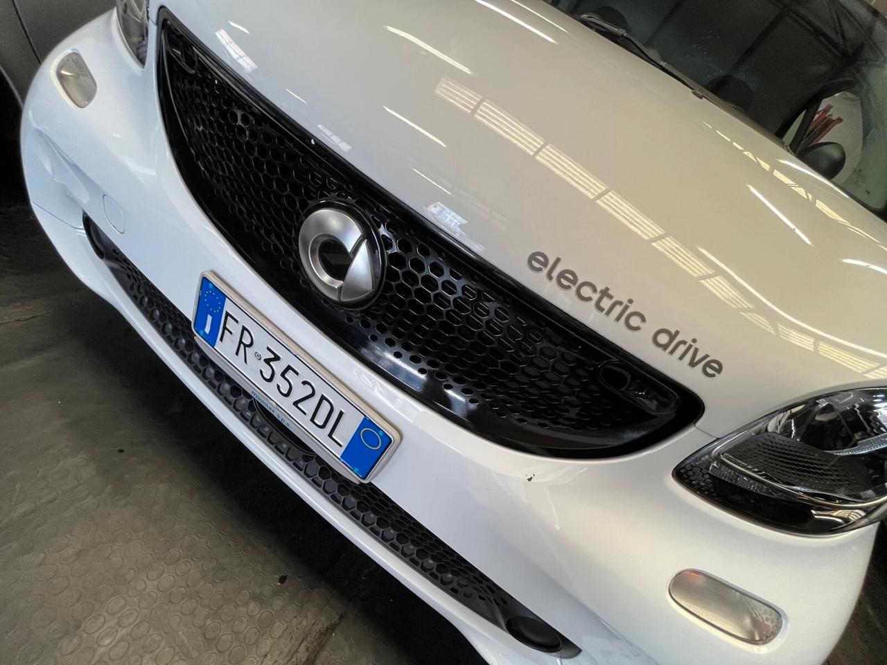 Passion full electric solo 27000km full garanzia