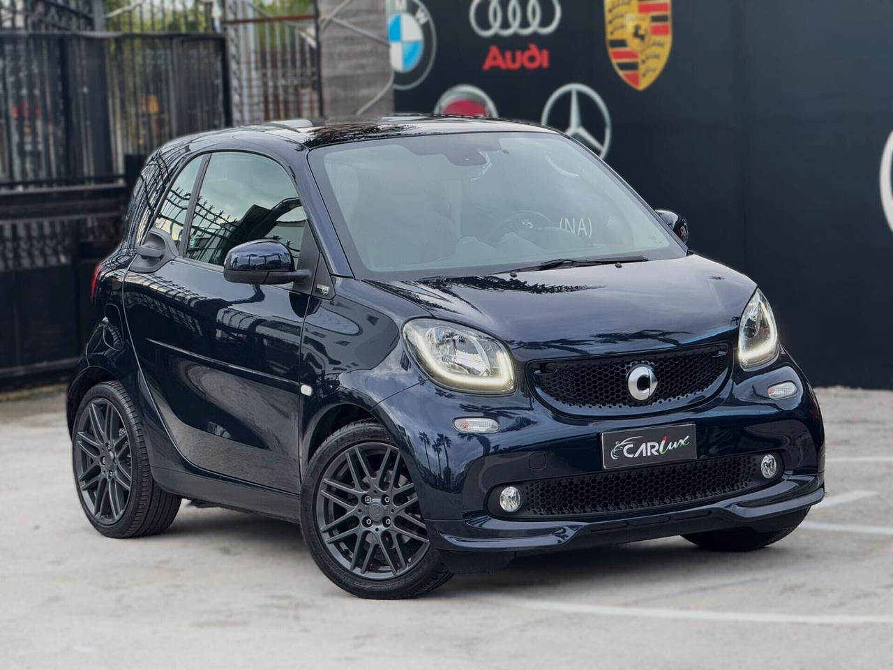 Smart forTwo 0.9 T Parisblue BRABUS Style 90CV