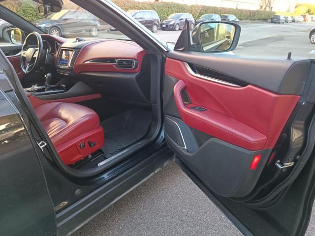 MASERATI Levante V6 Diesel 275 CV AWD Granlusso