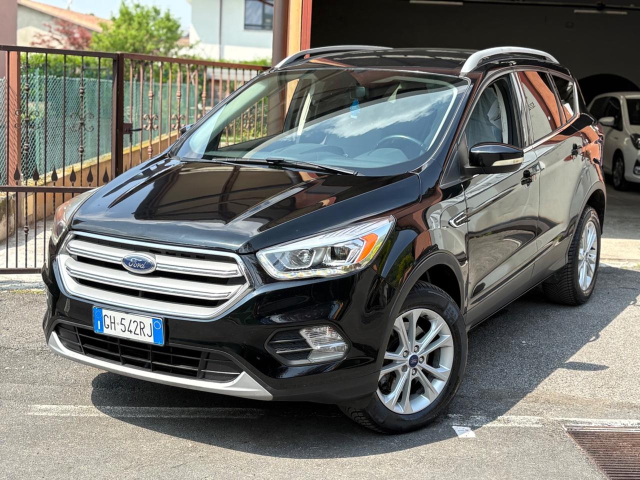 Ford Kuga 1.5 TDCI 120 CV S&S 2WD Titanium