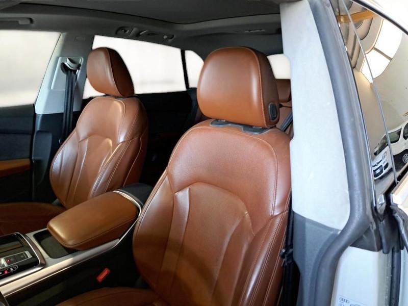 AUDI Q8 50 TDI MHEV 210kW quattro tiptronic