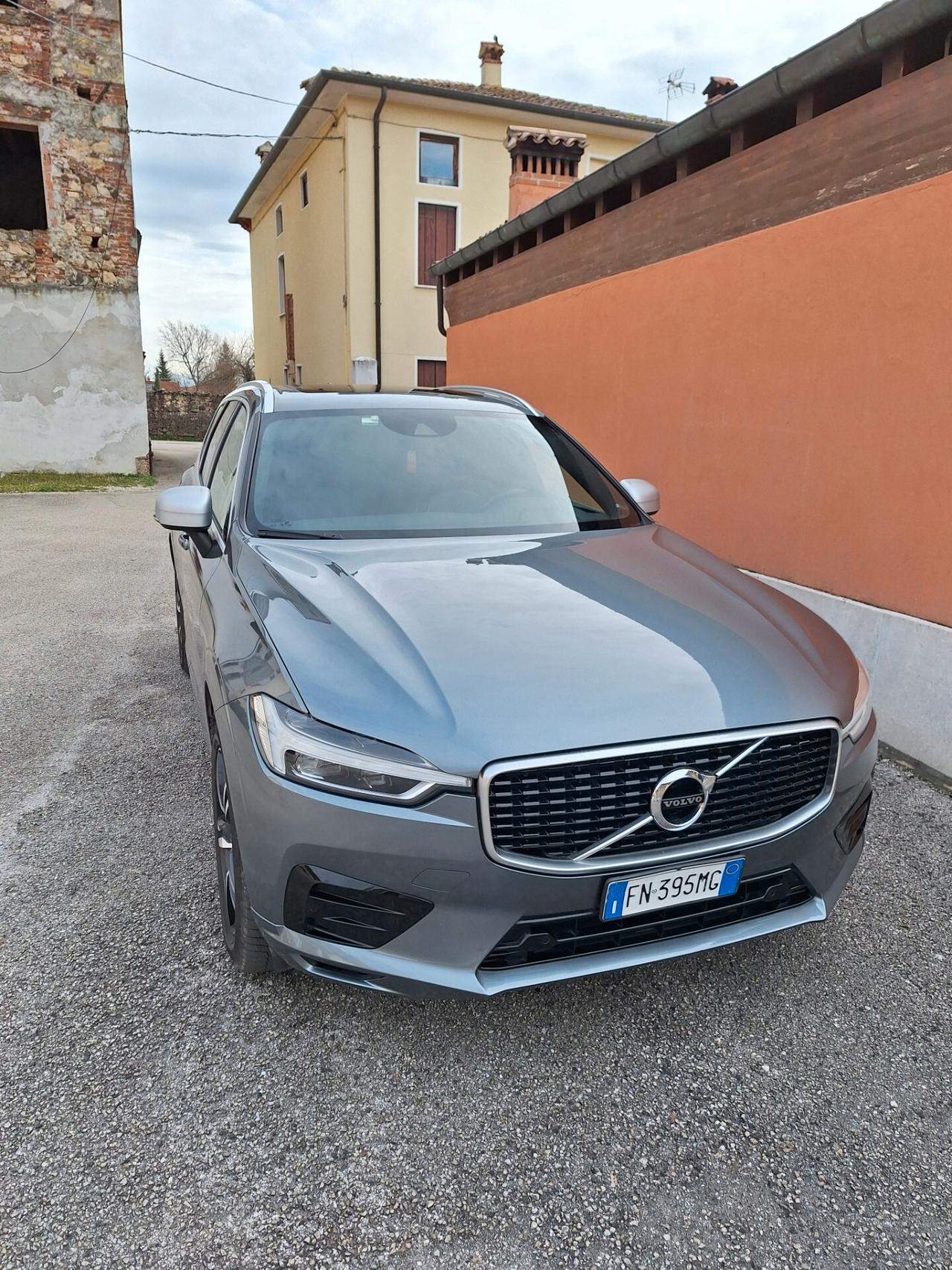 Volvo XC 60 XC60 D4 AWD R-design