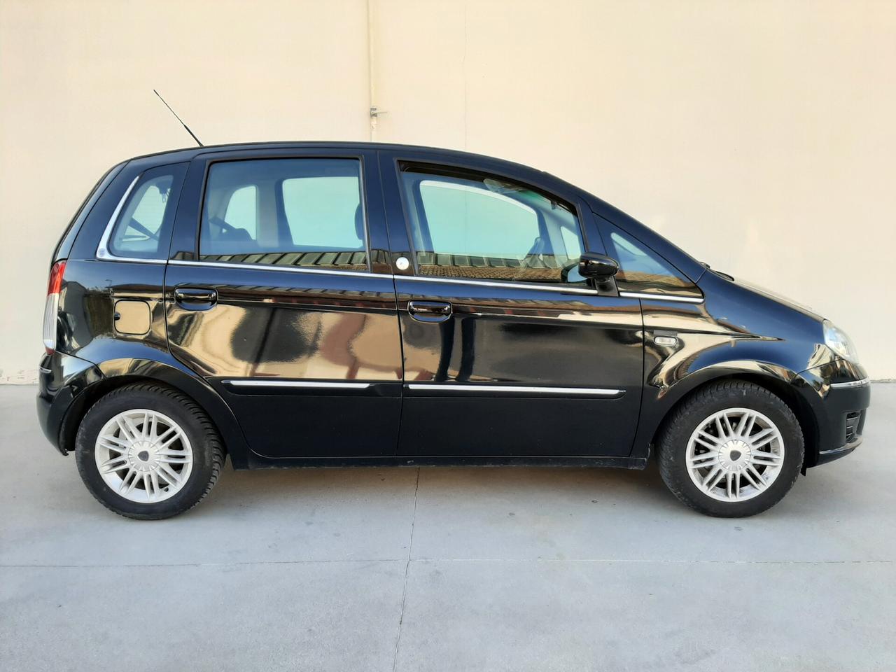 Lancia MUSA 1.4 Oro Ecochic GPL