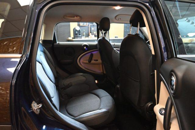 MINI Countryman 1.6 COOPER D 6M XENO TEL CRUISE 17"SENSORI PDC LED
