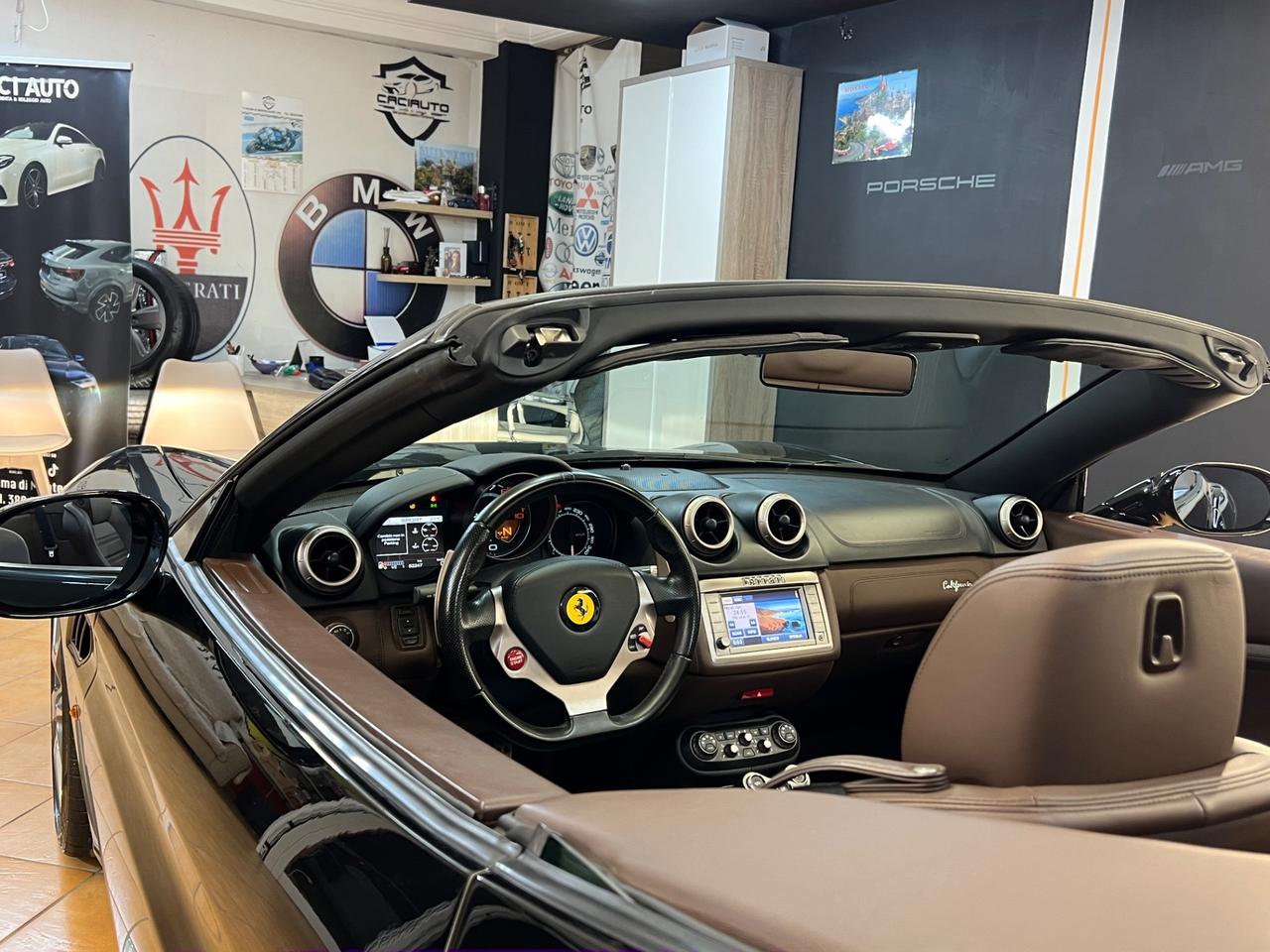 Ferrari California DCT Book service