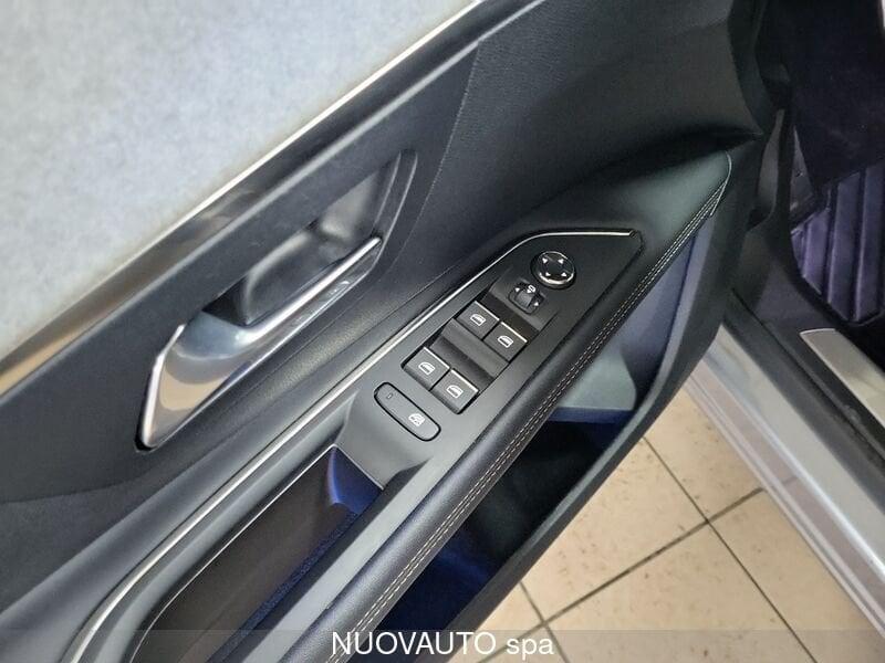 Peugeot 3008 3008 BlueHDi 130 S&S EAT8 GT Pack