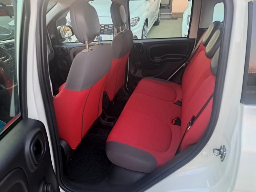 Fiat Panda 1.2 Lounge 5 POSTI - 2015