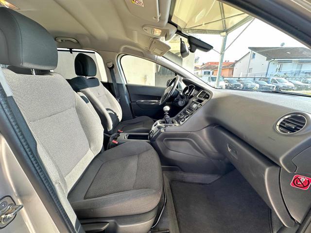 PEUGEOT 5008 1.6 HDi 115CV Business 7 POSTI FARI FENDINEBBIA