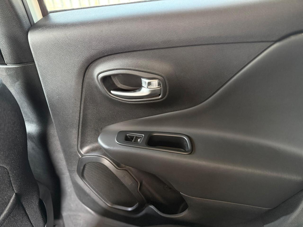 Jeep Renegade 1.3 T4 240CV PHEV 4xe AT6 Trailhawk