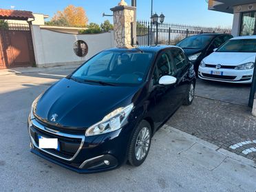 Peugeot 208 PureTech 82 5 porte Allure