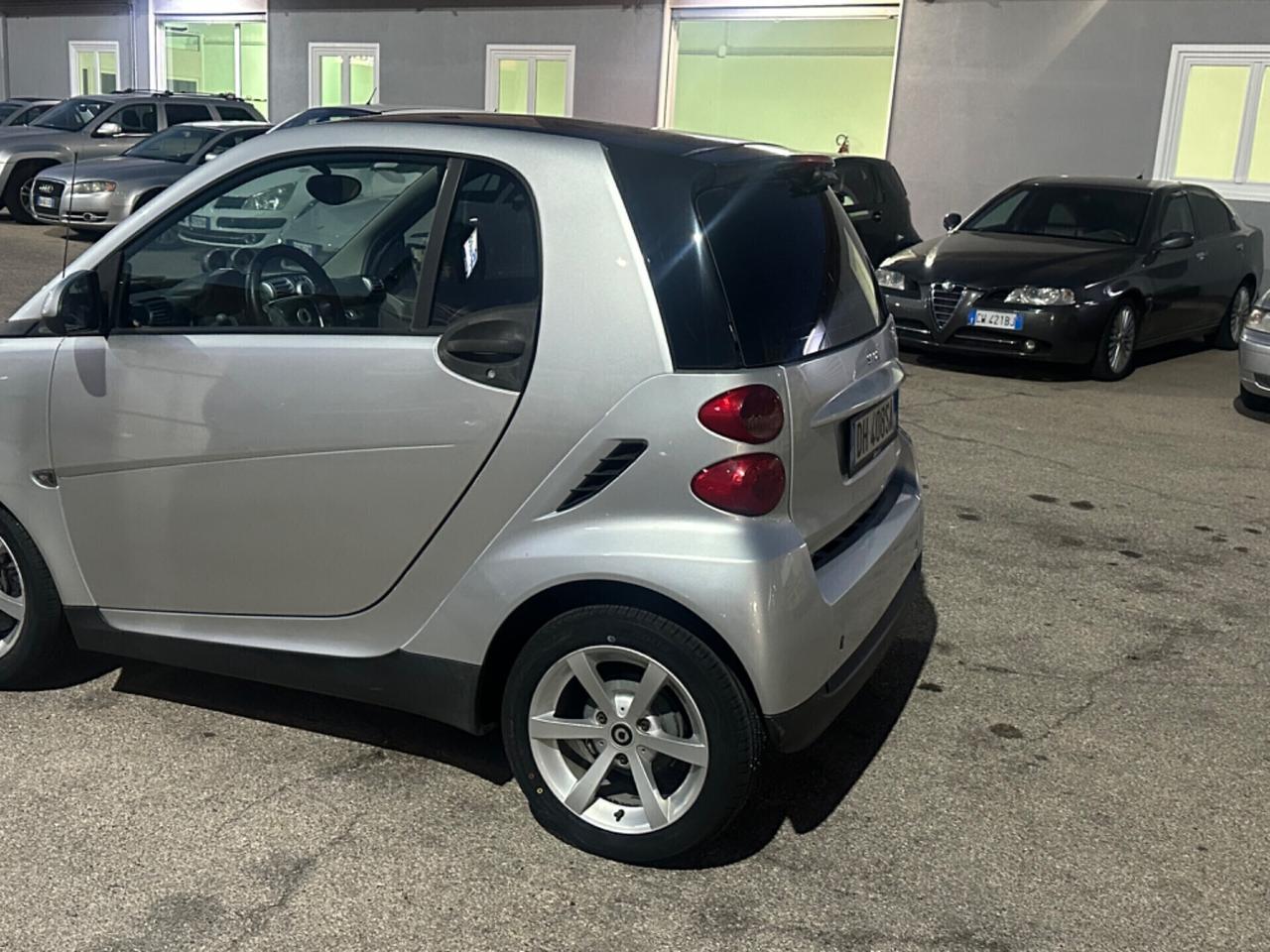 Smart ForTwo 1000 52 kW SERVOSTERZO