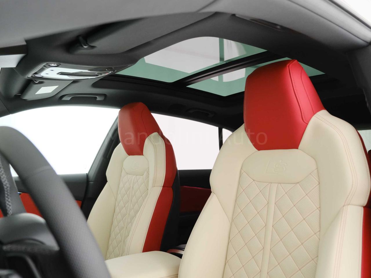 Audi SQ8 s4.0 v8 tfsi sport attitude quattro