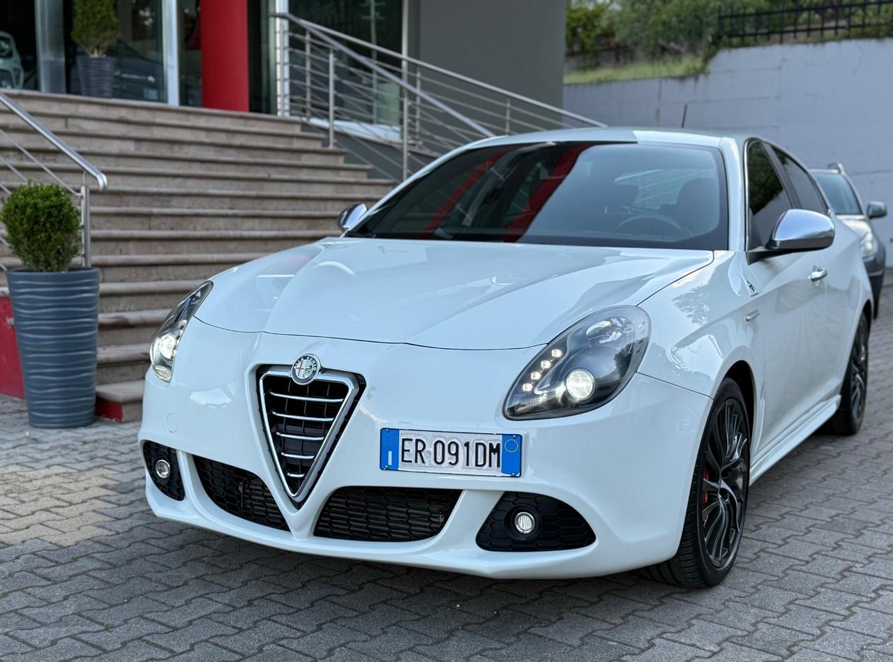 Alfa Romeo Giulietta 1750 TBi Quadrifoglio Verde 235cv UNIPRO