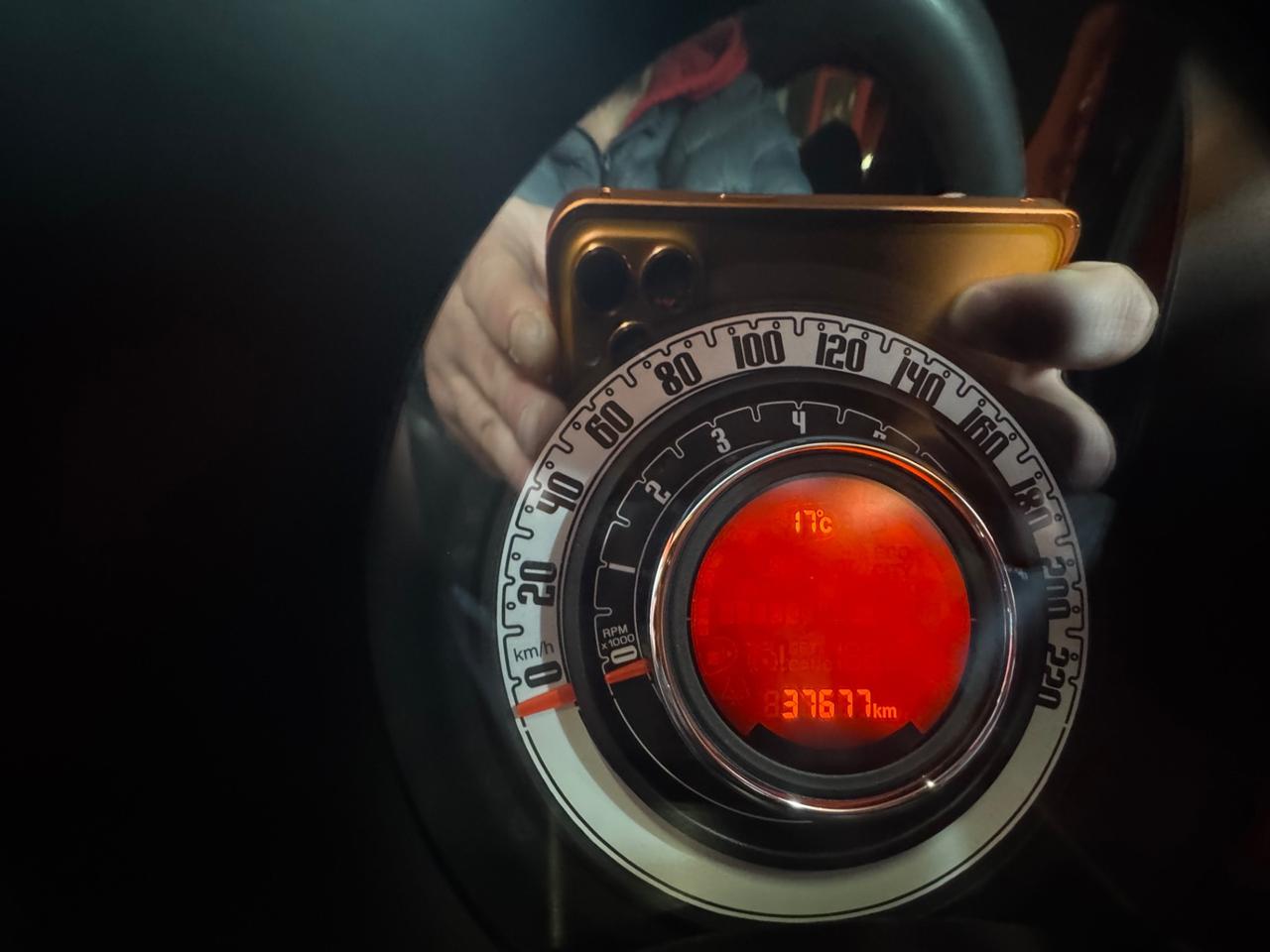 Fiat 500 1.0 Hybrid Red