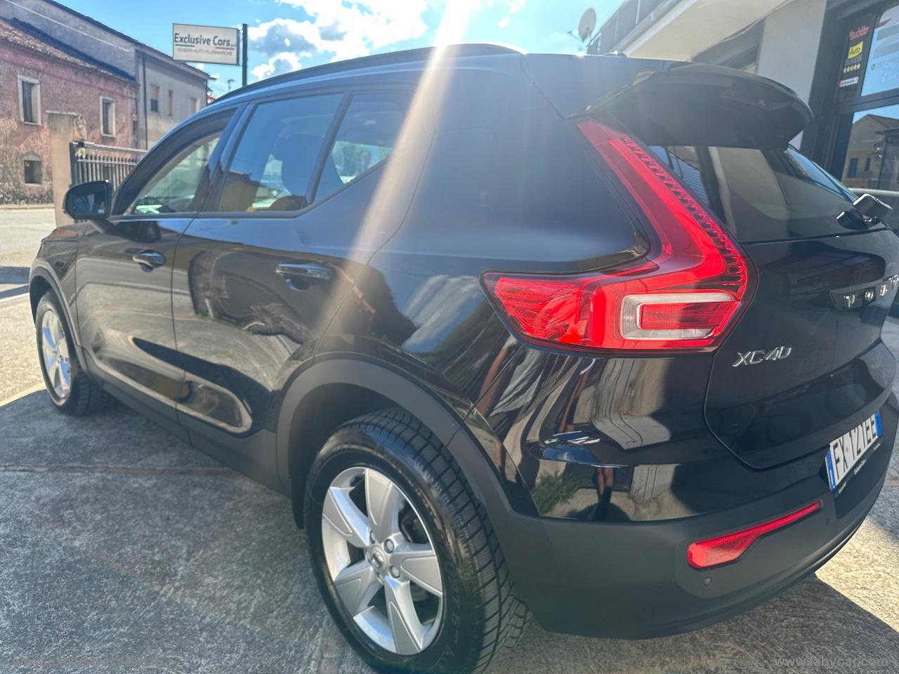 VOLVO XC40 D3 Business