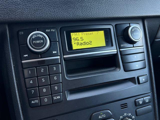 VOLVO XC90 2.4 D5 185 CV AWD Momentum 7 Posti