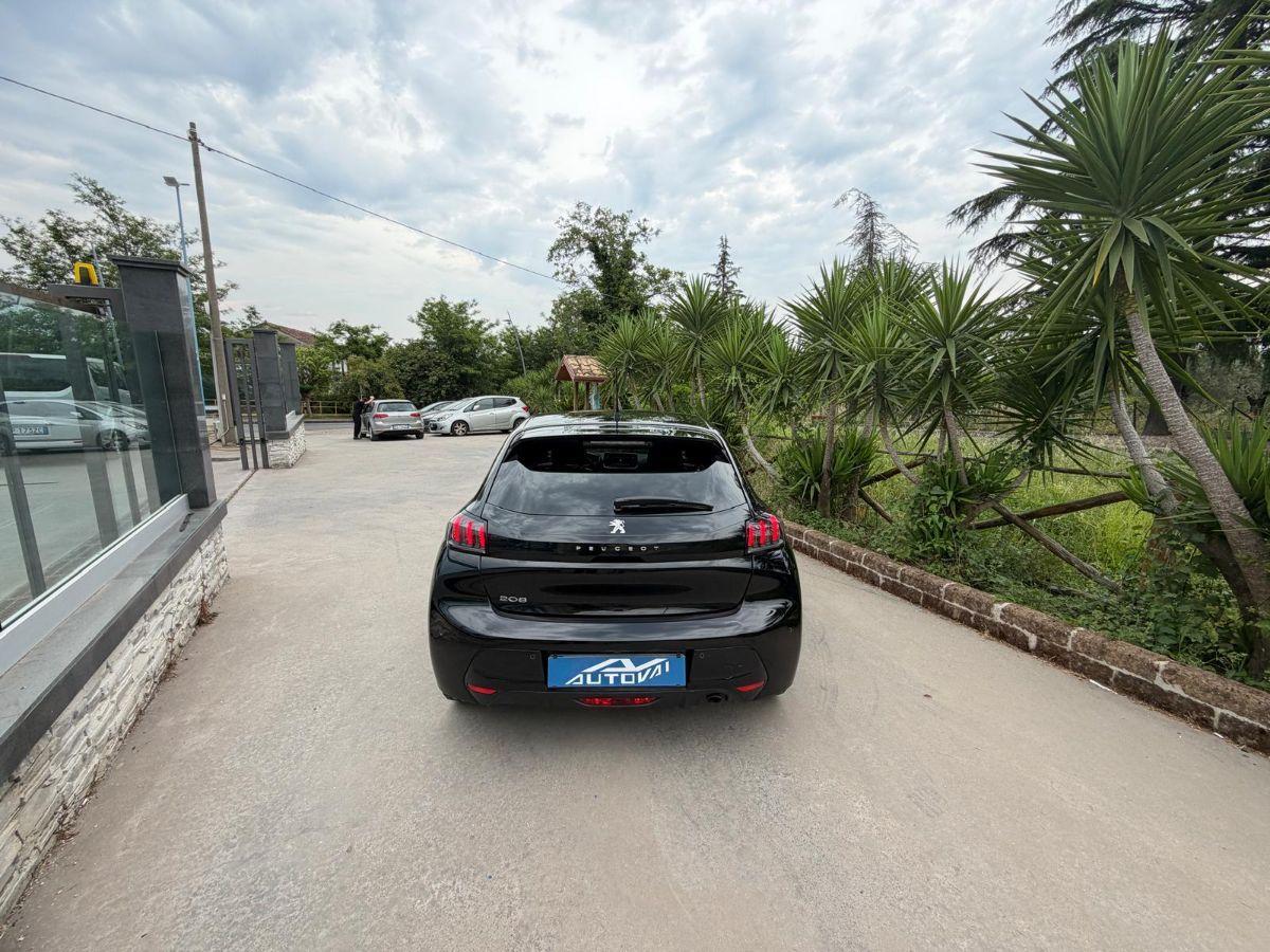 PEUGEOT - 208 - BlueHDi 100 S&S 5p. Allure