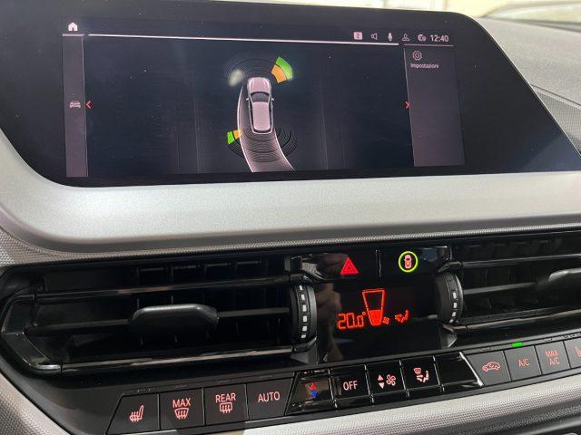 BMW 118 i 5p. Business Advantage "18 Msport /Nav/F.Led/Par
