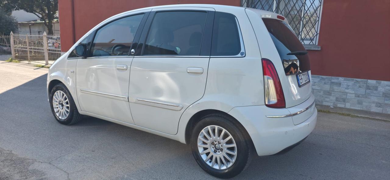 Lancia MUSA 1.4 8V Ecochic (GPL) 5th Avenue neop