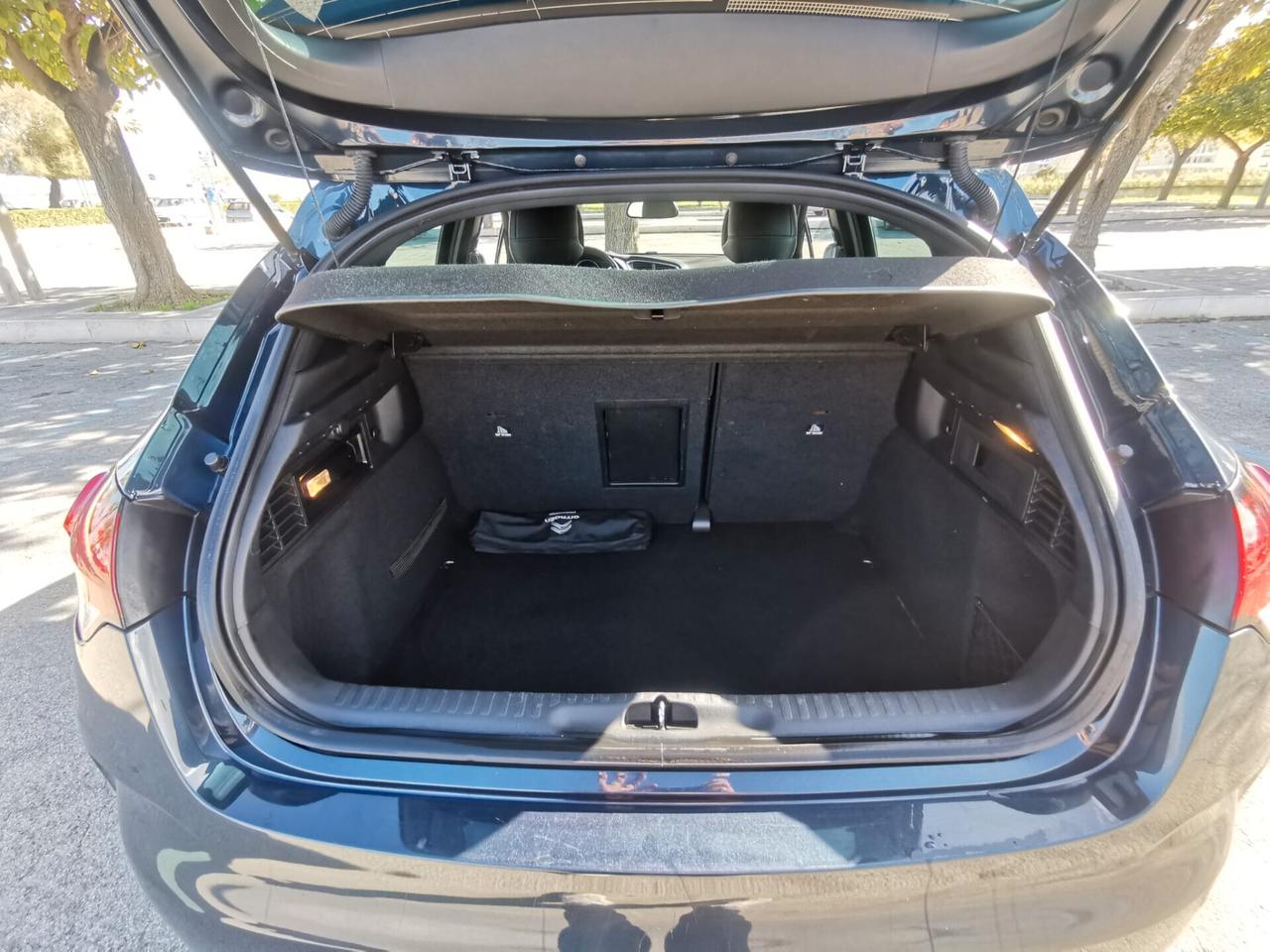 Ds DS4 4 1.6 e-HDi 115 airdream Chic 12/2013