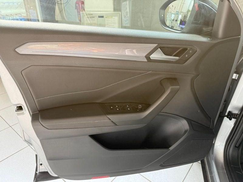 Volkswagen T-Roc T-Roc 1.0 tsi Style 110cv