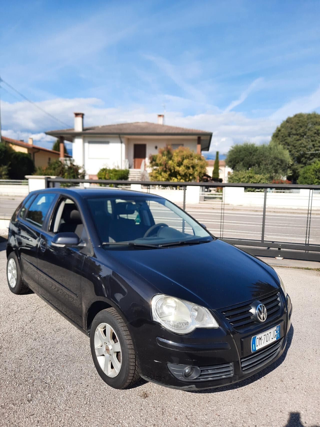 Volkswagen Polo 1.4/69CV TDI 5p Ok neopatentati