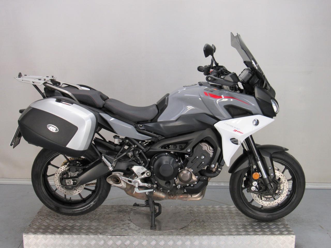 Yamaha Tracer 900 ABS