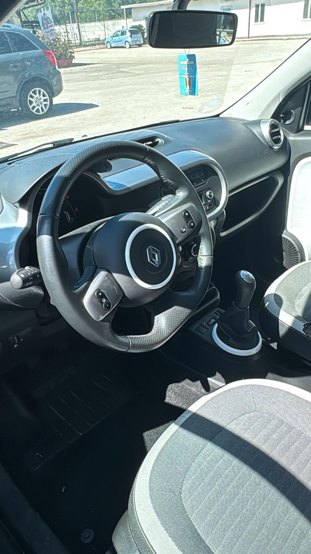 Renault Twingo 1.0 70 Cv 5 PORTE LIMITED ANCHE IMPIANTO GPL SU RICHIESTA