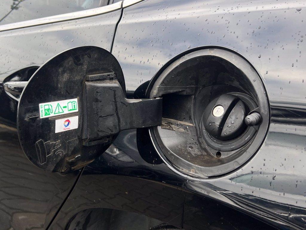 PEUGEOT 2008 PureTech 82 Allure del 2016