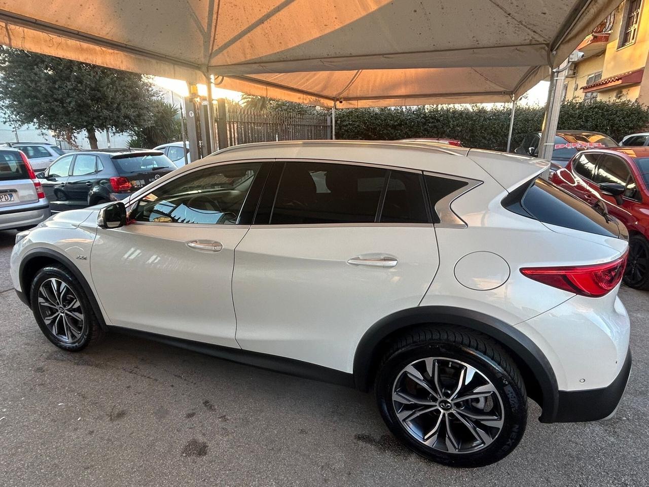 Infiniti QX30 2.2 diesel DCT AWD Premium Tech
