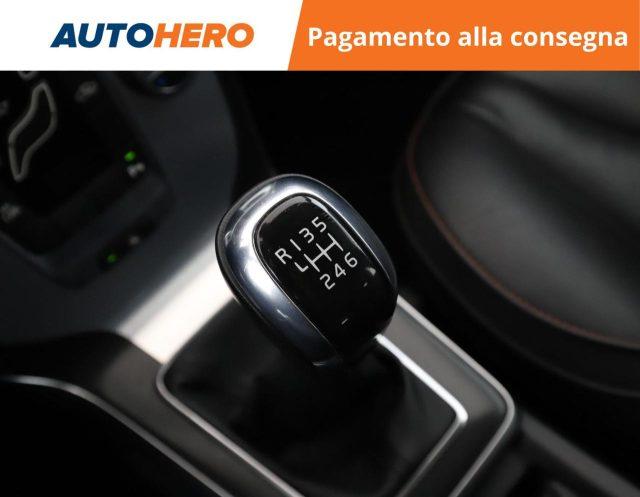 VOLVO V40 Cross Country D2 1.6 Volvo Ocean Race