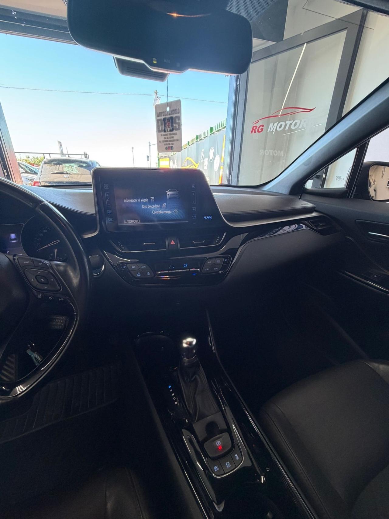 Toyota C-HR 1.8 Hybrid E-CVT Lounge