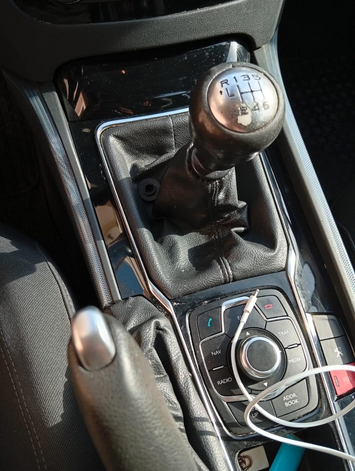 Peugeot 508 2.0 HDi 140CV SW Ciel Allure
