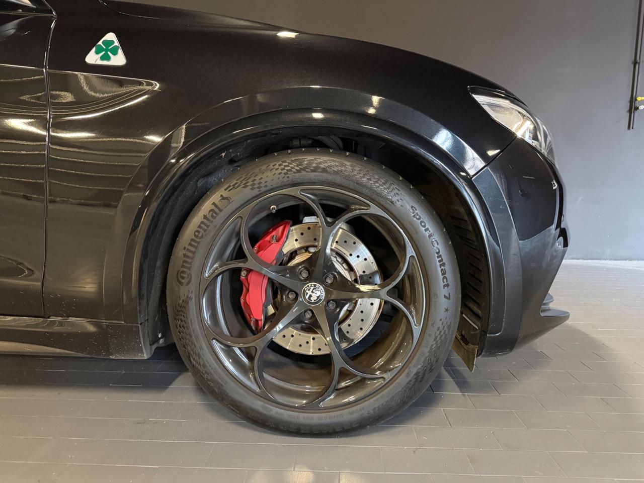 Alfa Romeo Stelvio 2.9 Bi-Turbo V6 510 CV AT8 Quadrifoglio
