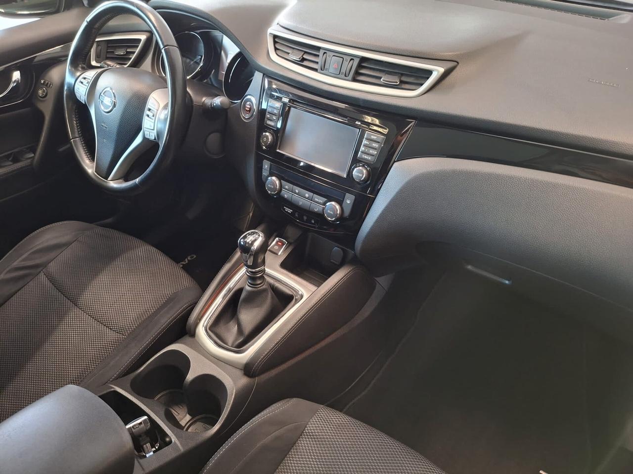 Nissan Qashqai 1.5 dci Tekna 110cv E6
