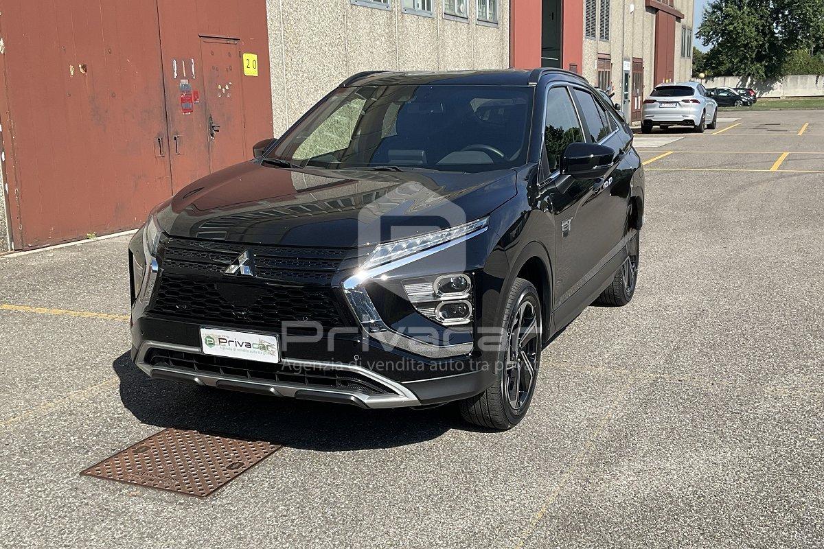 MITSUBISHI Eclipse Cross 2.4 MIVEC 4WD PHEV Instyle SDA Pack 0