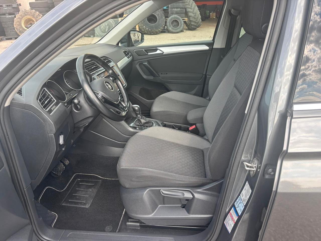 Volkswagen Tiguan 2.0 TDI SCR DSG 4MOTION Business BMT